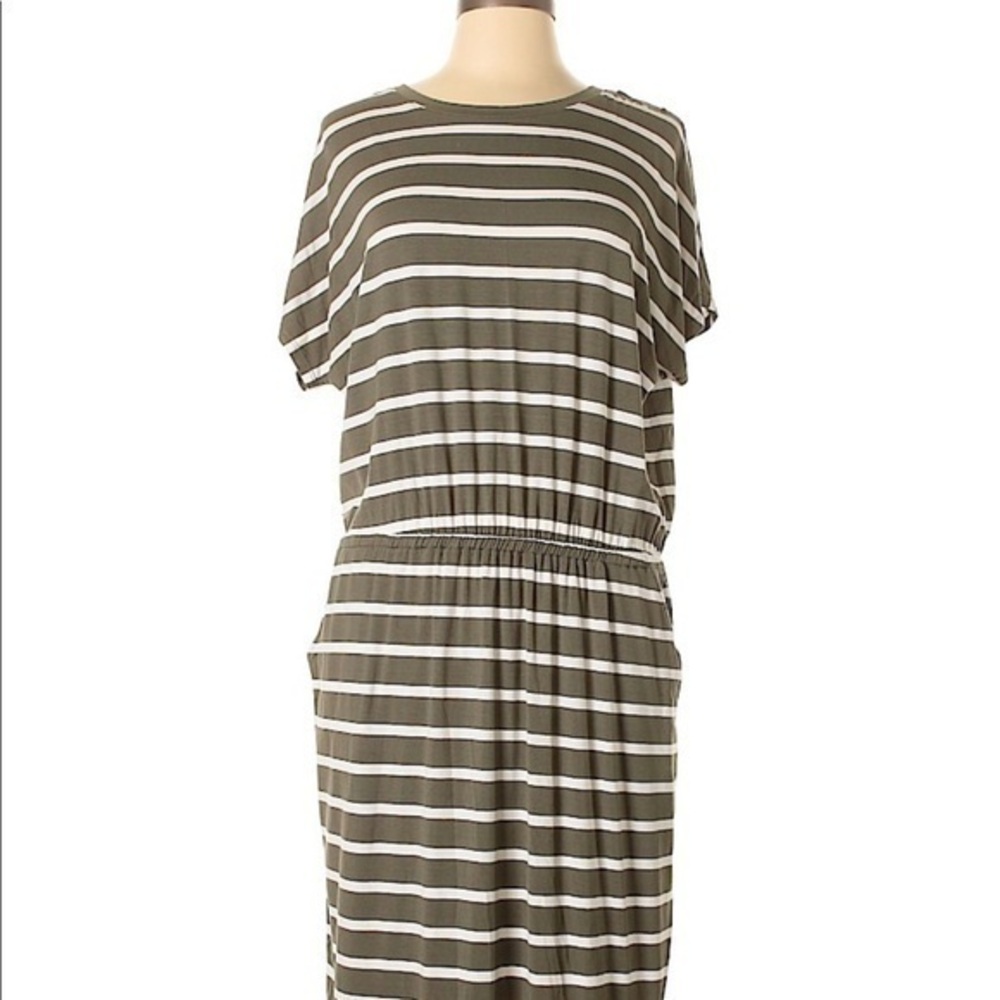 Banana Republic Pullover OliveGreen & White Dress